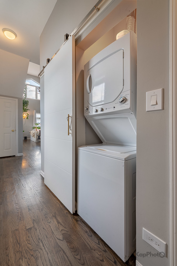 1942 W Armitage Avenue Unit: 3