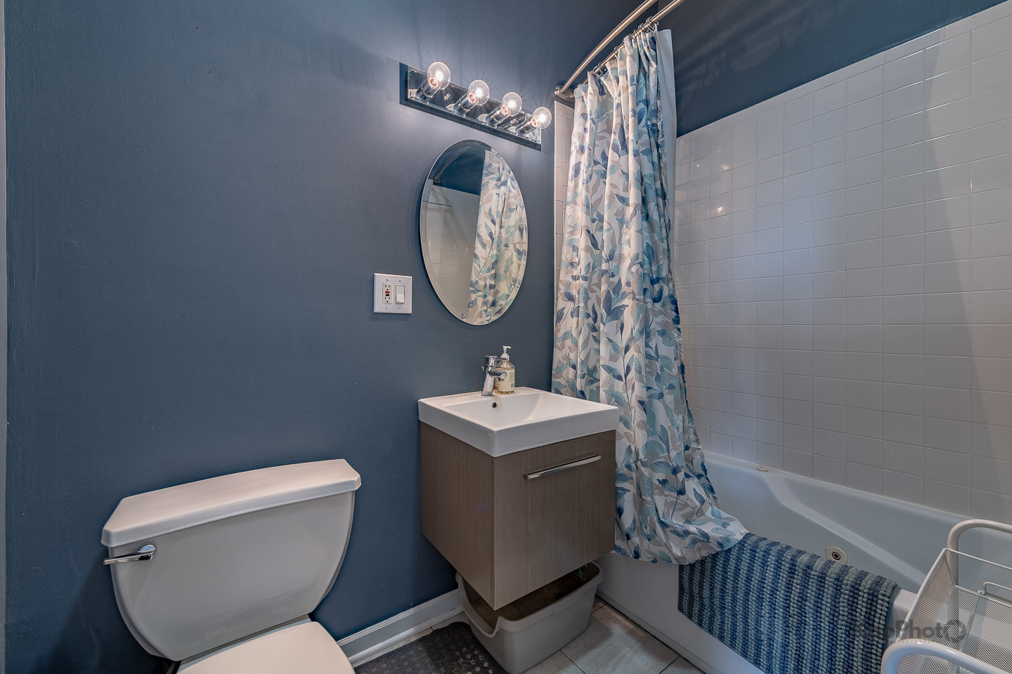1942 W Armitage Avenue Unit: 3