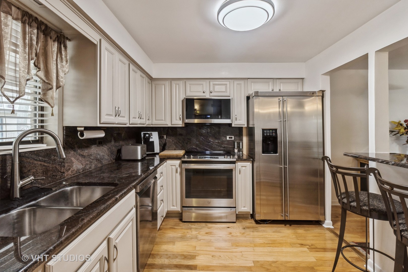 6229 N Niagara Avenue Unit: 209
