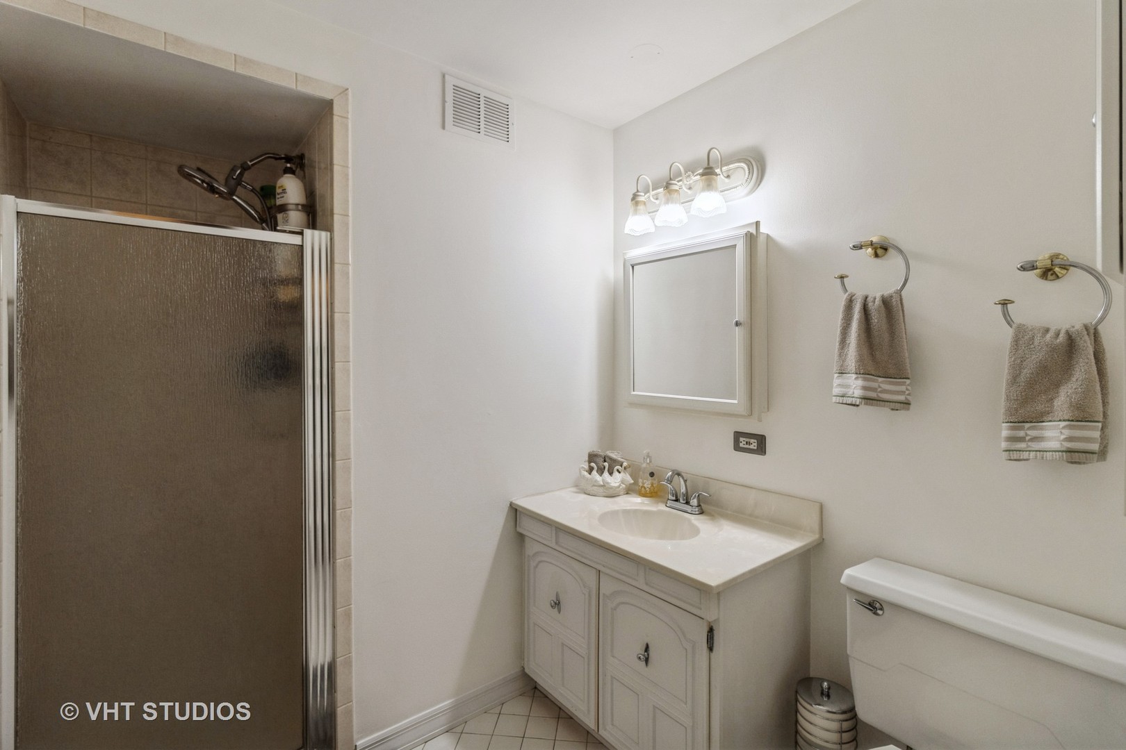 6229 N Niagara Avenue Unit: 209