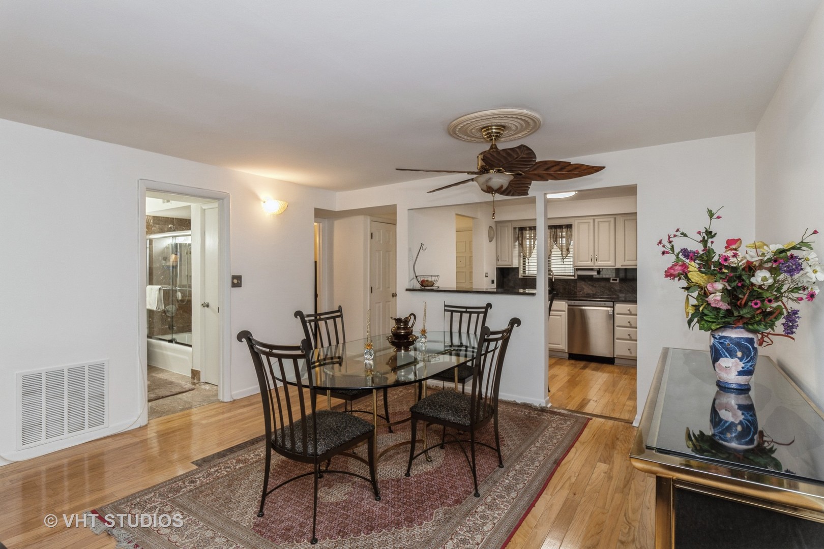 6229 N Niagara Avenue Unit: 209
