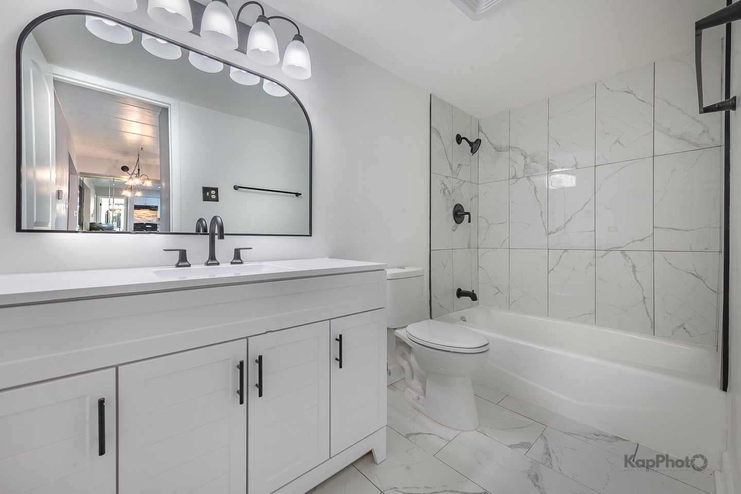 669 Chappel Avenue Unit: 1A