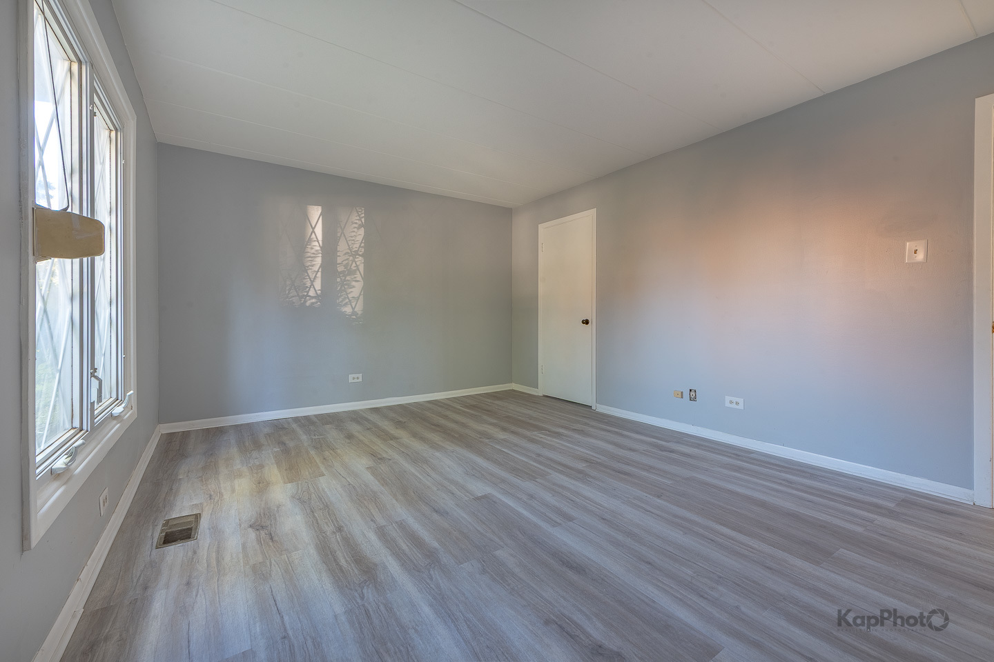 669 Chappel Avenue Unit: 1A