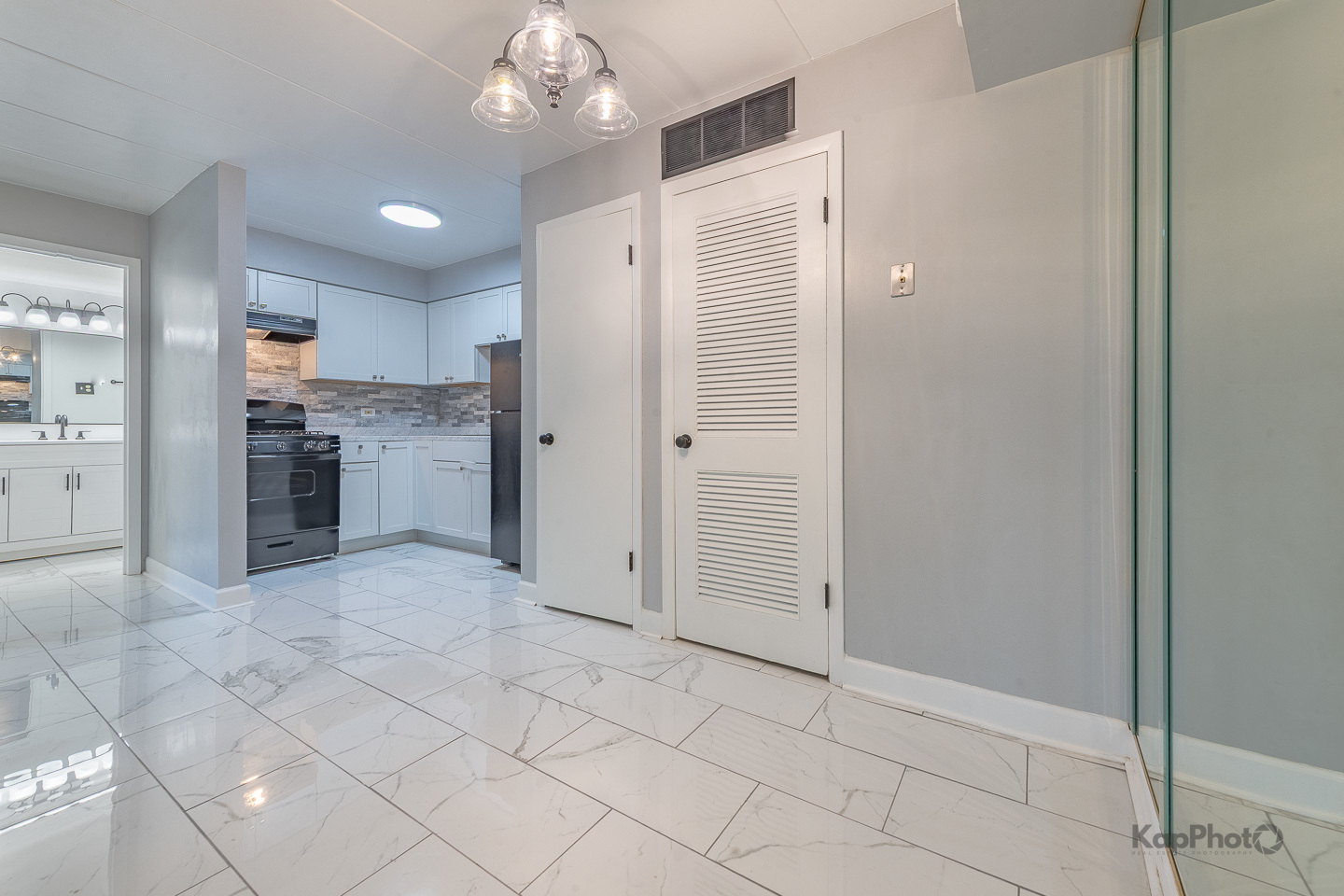 669 Chappel Avenue Unit: 1A