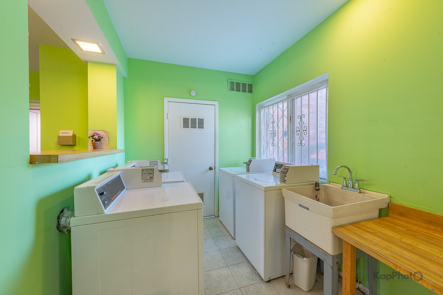 669 Chappel Avenue Unit: 1A