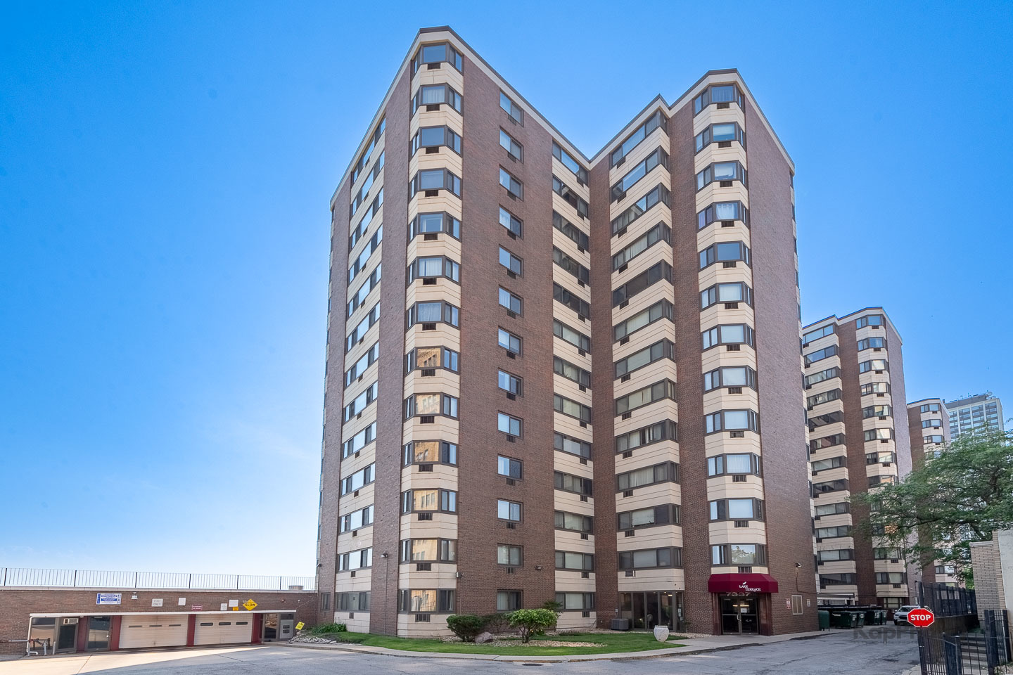 7337 S South Shore Drive Unit: 609