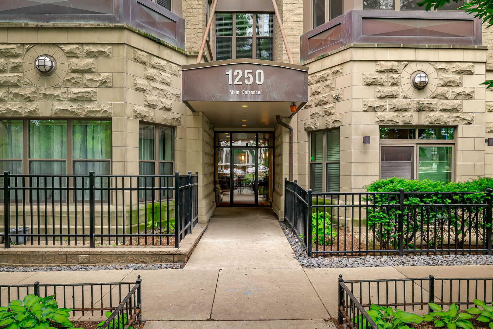 1250 S Indiana Avenue Unit: 1204