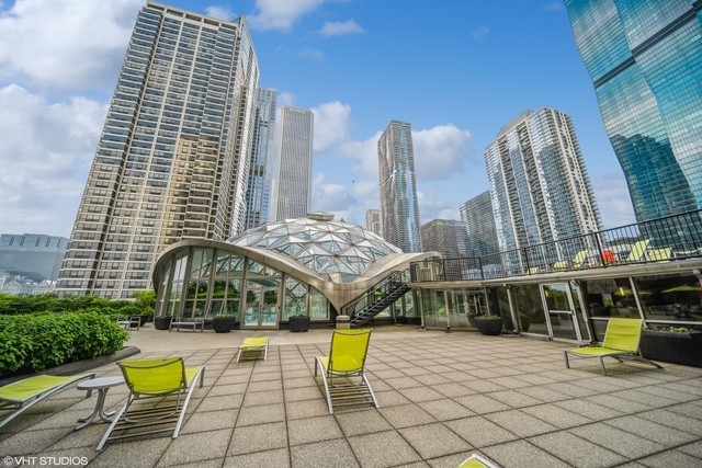 400 E RANDOLPH Street Unit: 2622