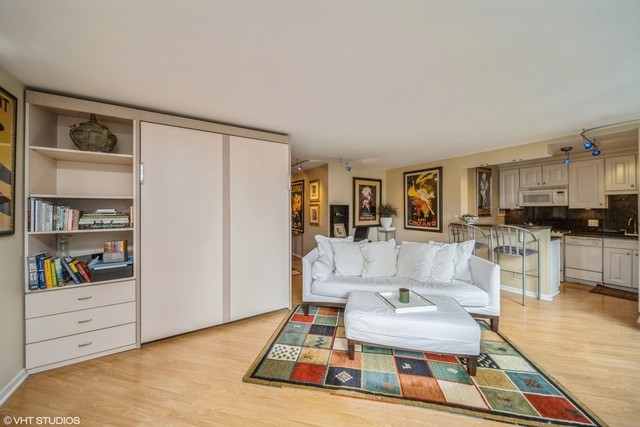 400 E RANDOLPH Street Unit: 2622