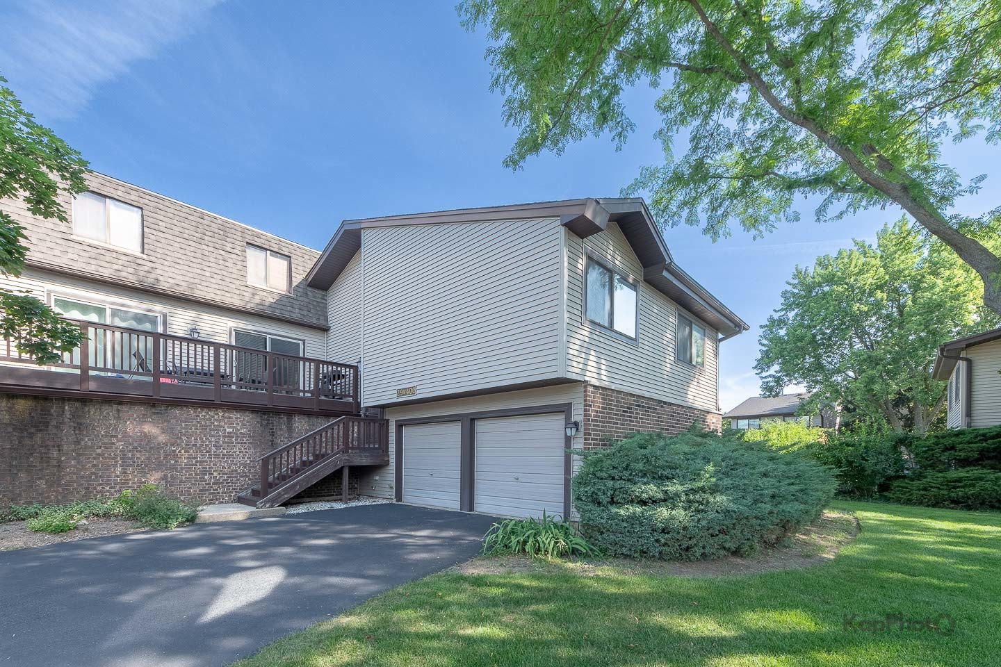 29W400 Thornwood Lane