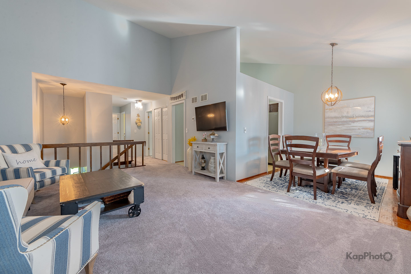 29W400 Thornwood Lane