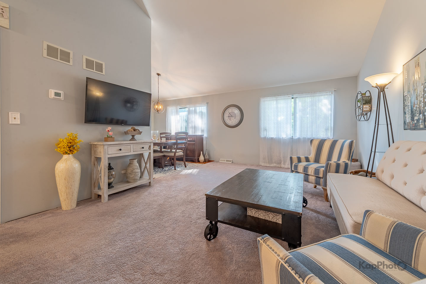 29W400 Thornwood Lane