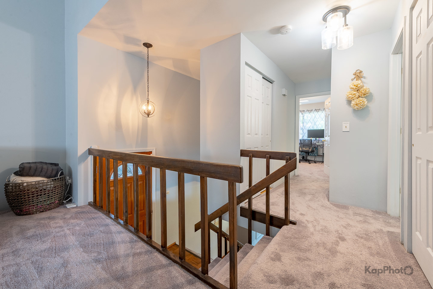29W400 Thornwood Lane