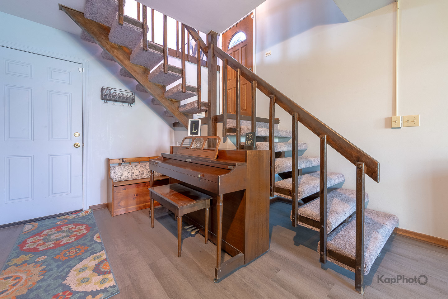 29W400 Thornwood Lane