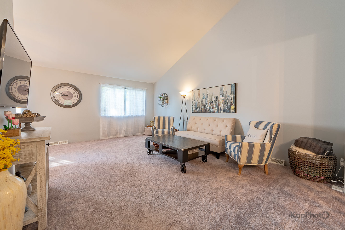 29W400 Thornwood Lane