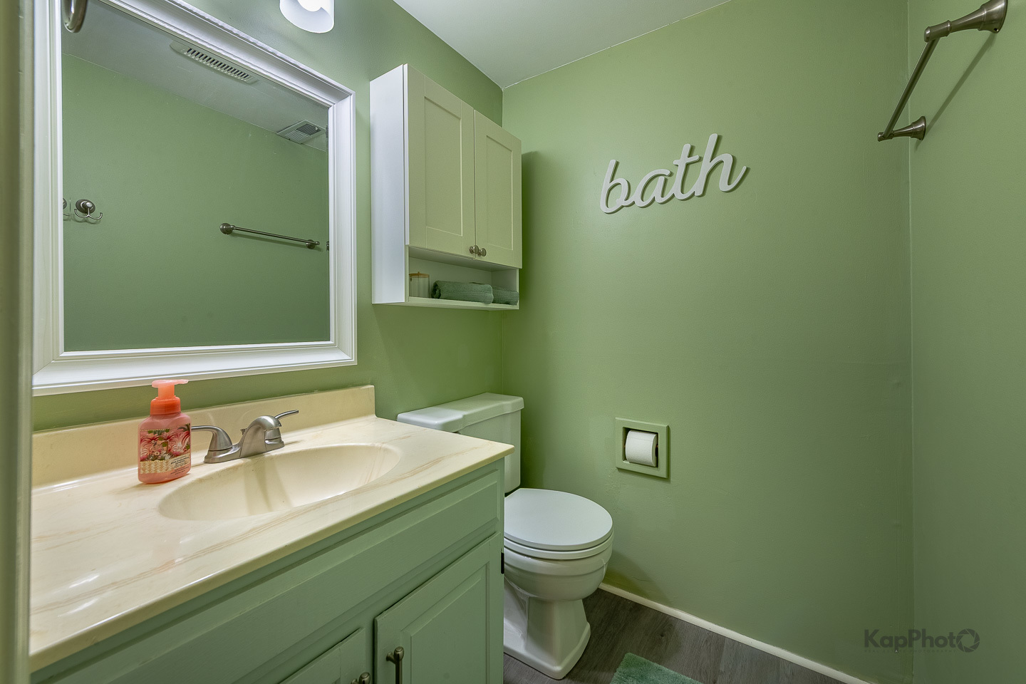 29W400 Thornwood Lane