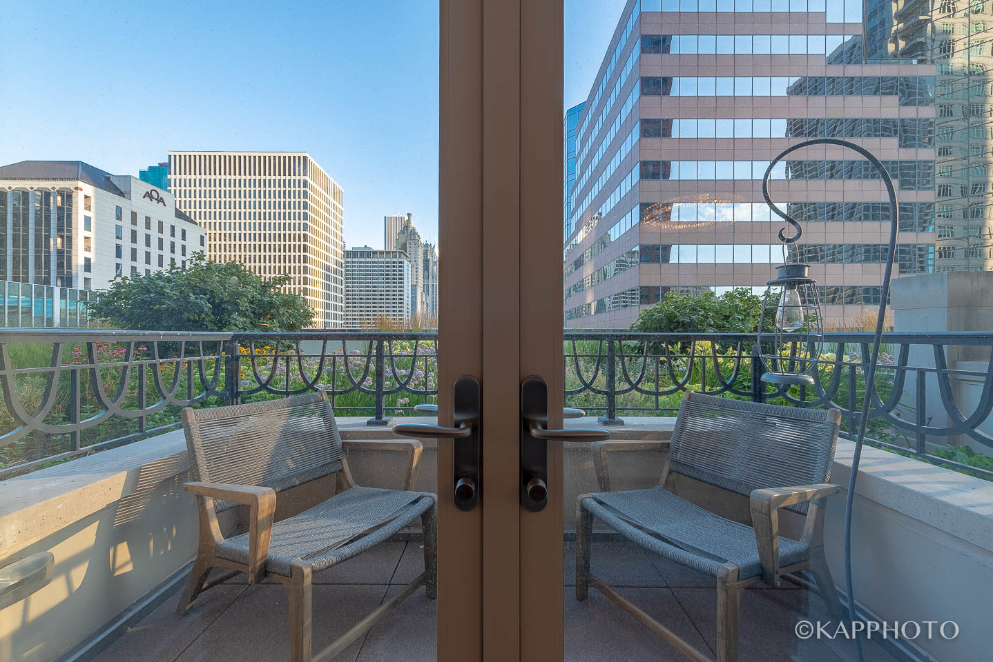 118 E Erie Street Unit: 15AA