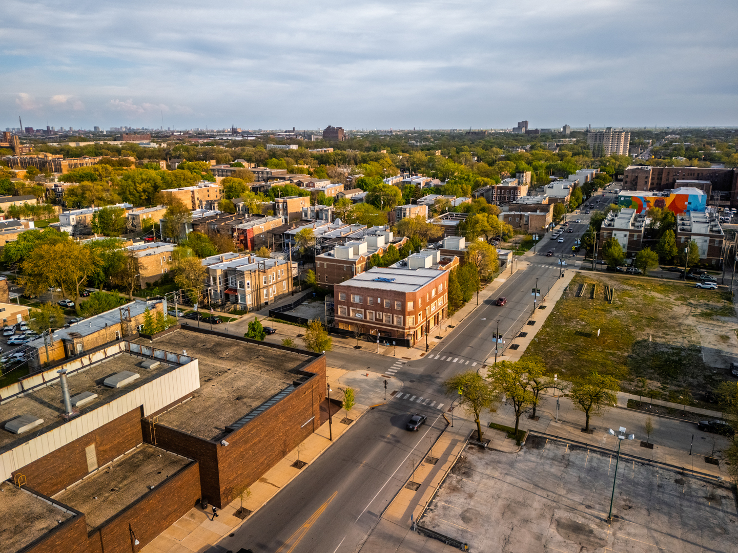 3135 W Flournoy Street