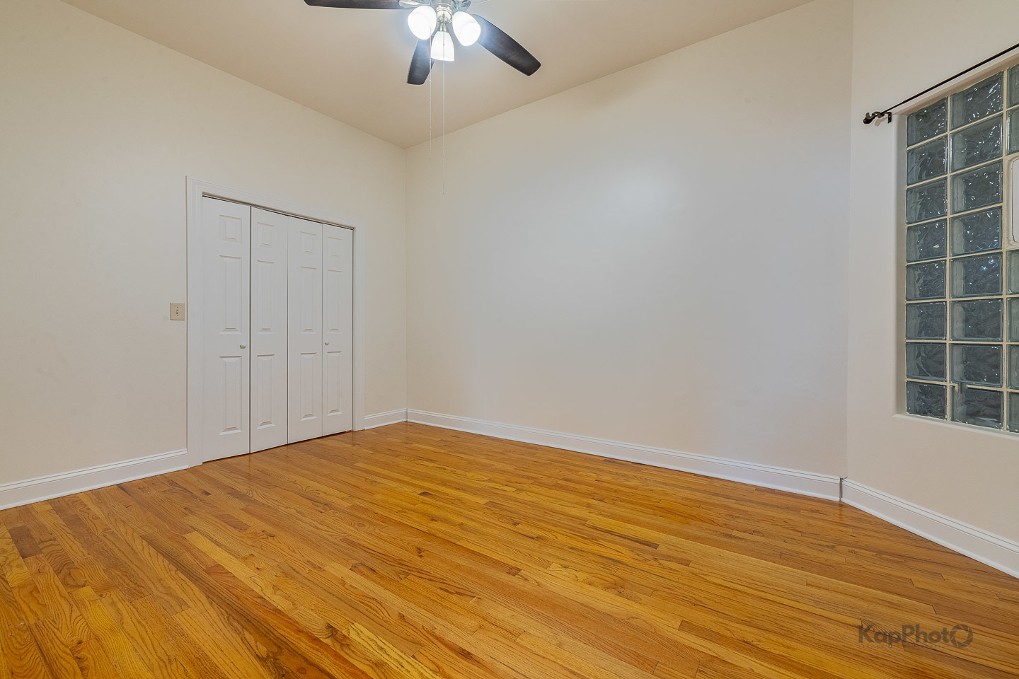 2318 S Central Park Avenue Unit: 101