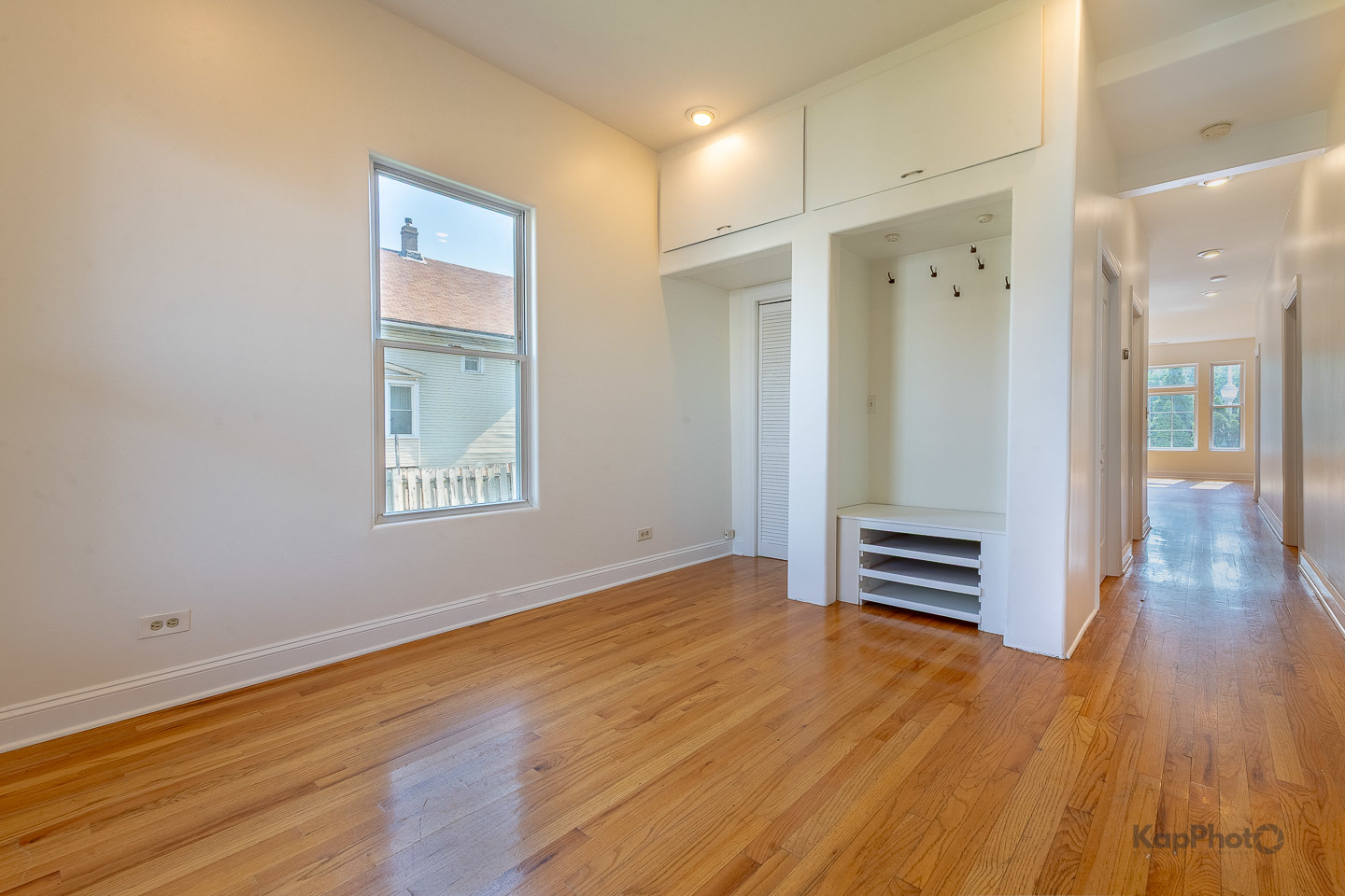 2318 S Central Park Avenue Unit: 101