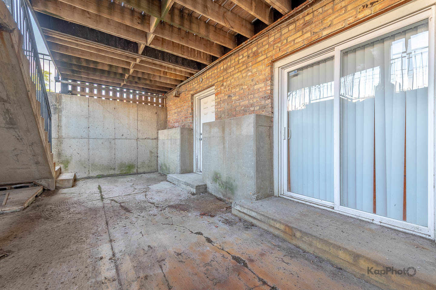 2318 S Central Park Avenue Unit: 101