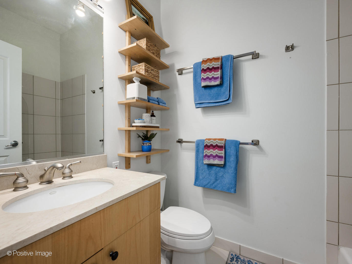 1347 W Washington Boulevard Unit: 3C