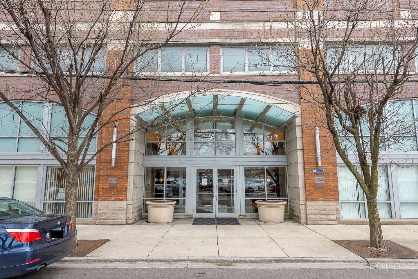 933 W Van Buren Street Unit: 424