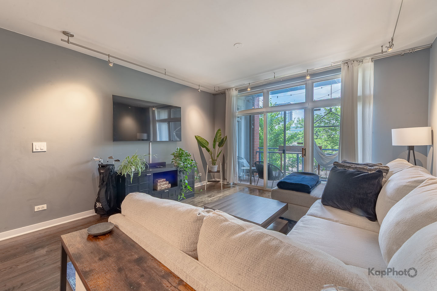 1151 W Washington Boulevard Unit: 122