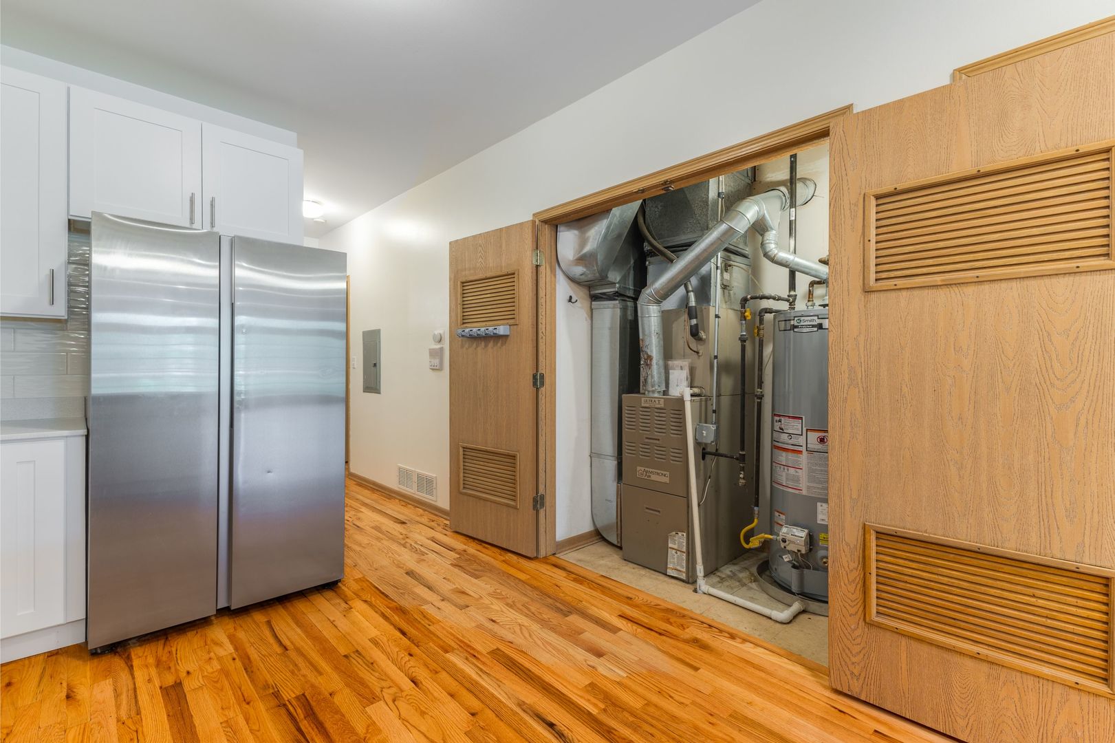 333 S Leavitt Street Unit: 2