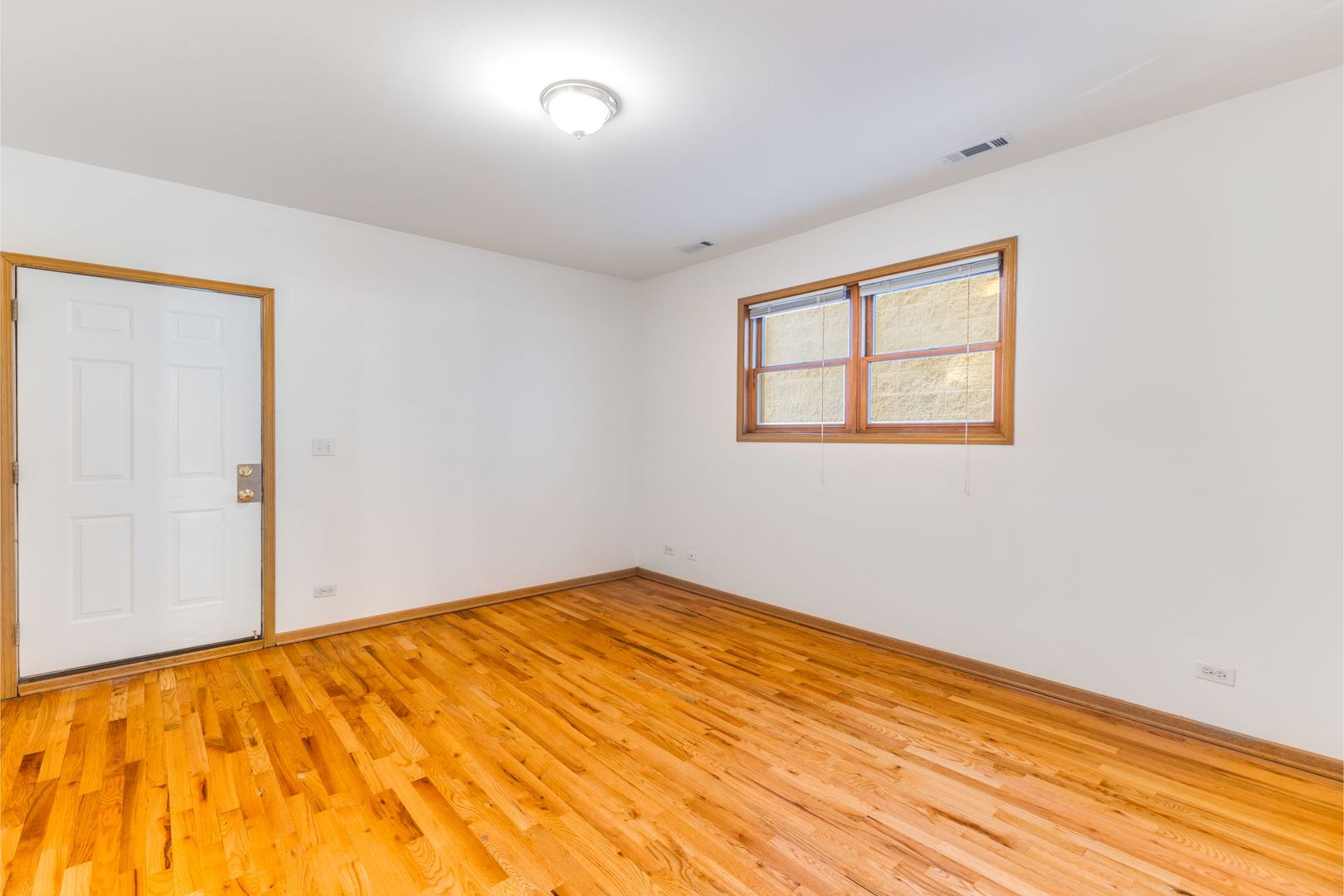 333 S Leavitt Street Unit: 2