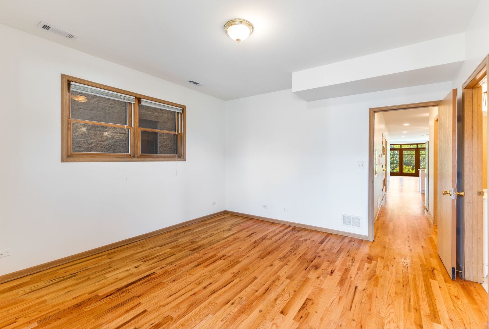 333 S Leavitt Street Unit: 2