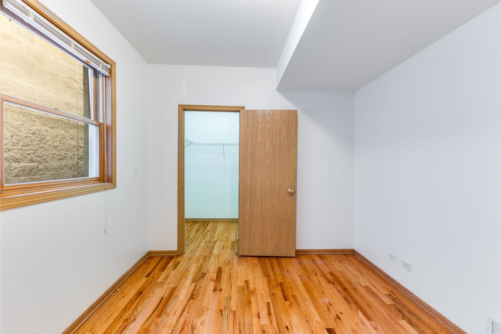 333 S Leavitt Street Unit: 2