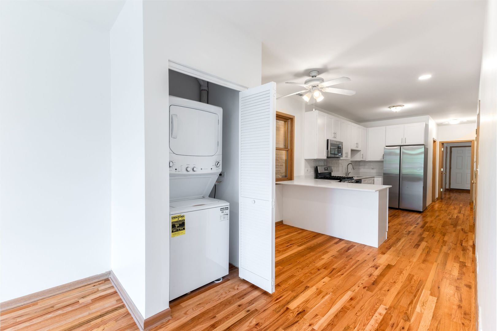 333 S Leavitt Street Unit: 2