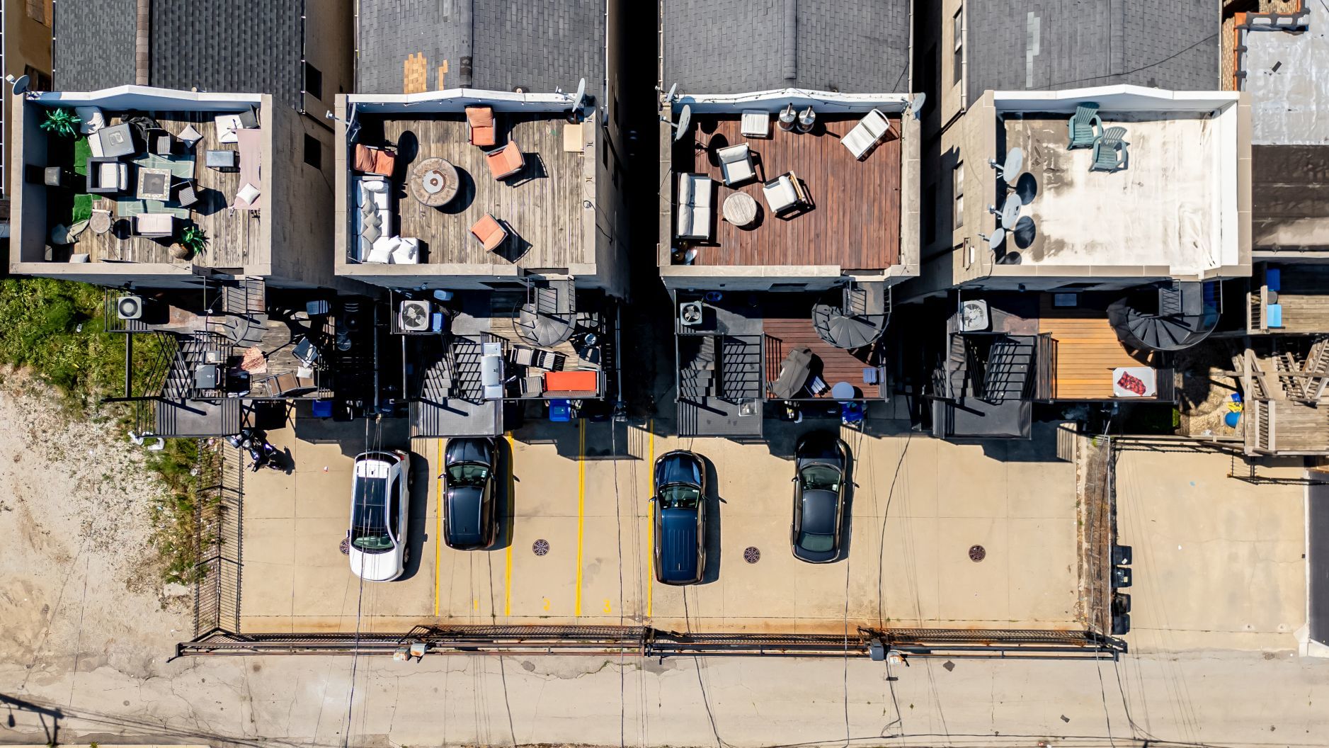 333 S Leavitt Street Unit: 2