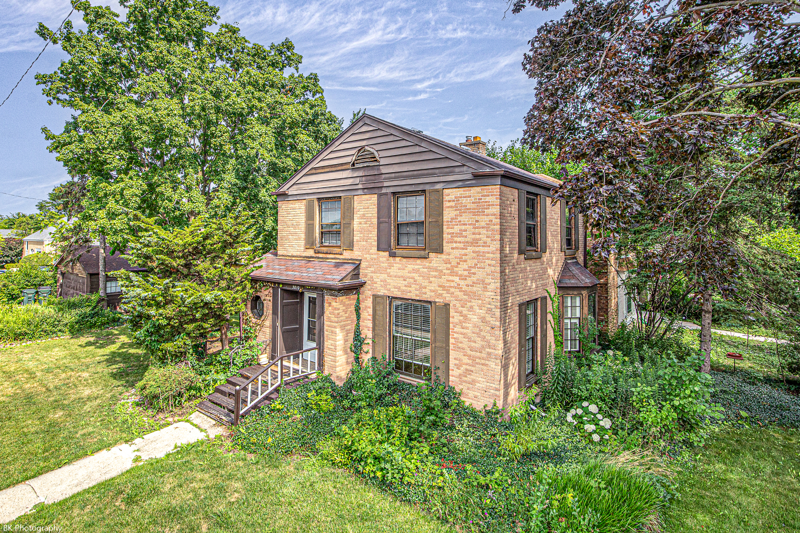 3810 W North Shore Avenue