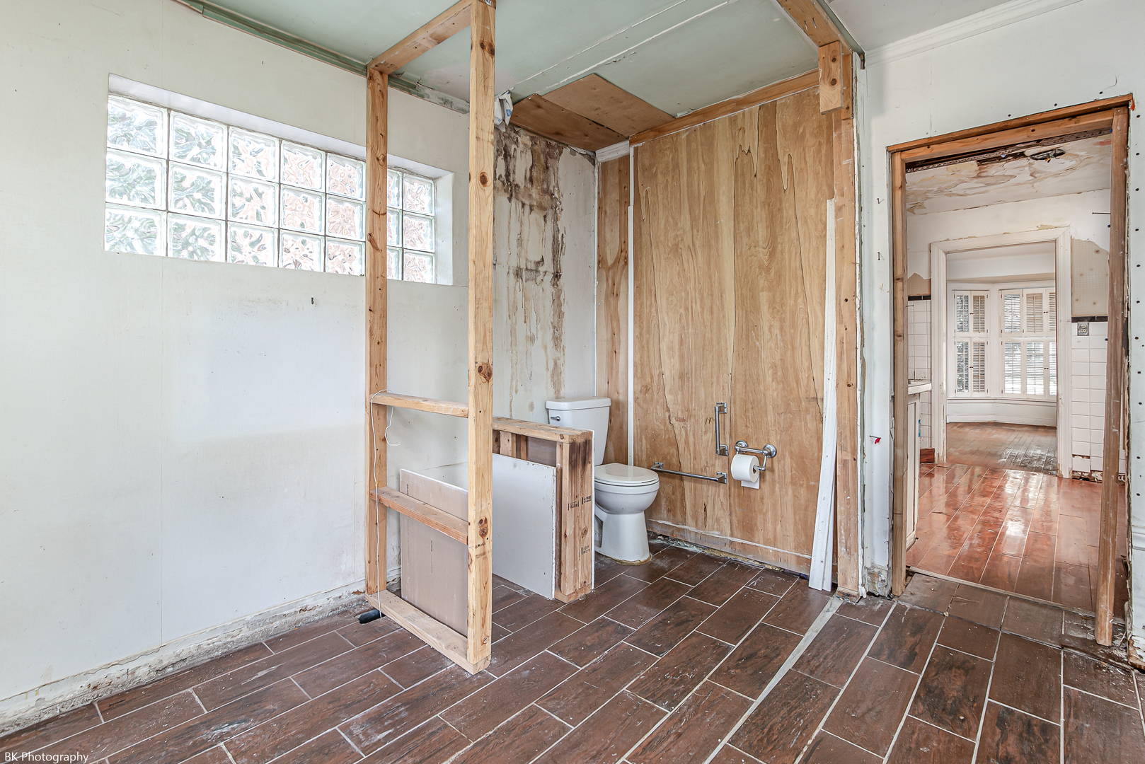 3810 W North Shore Avenue