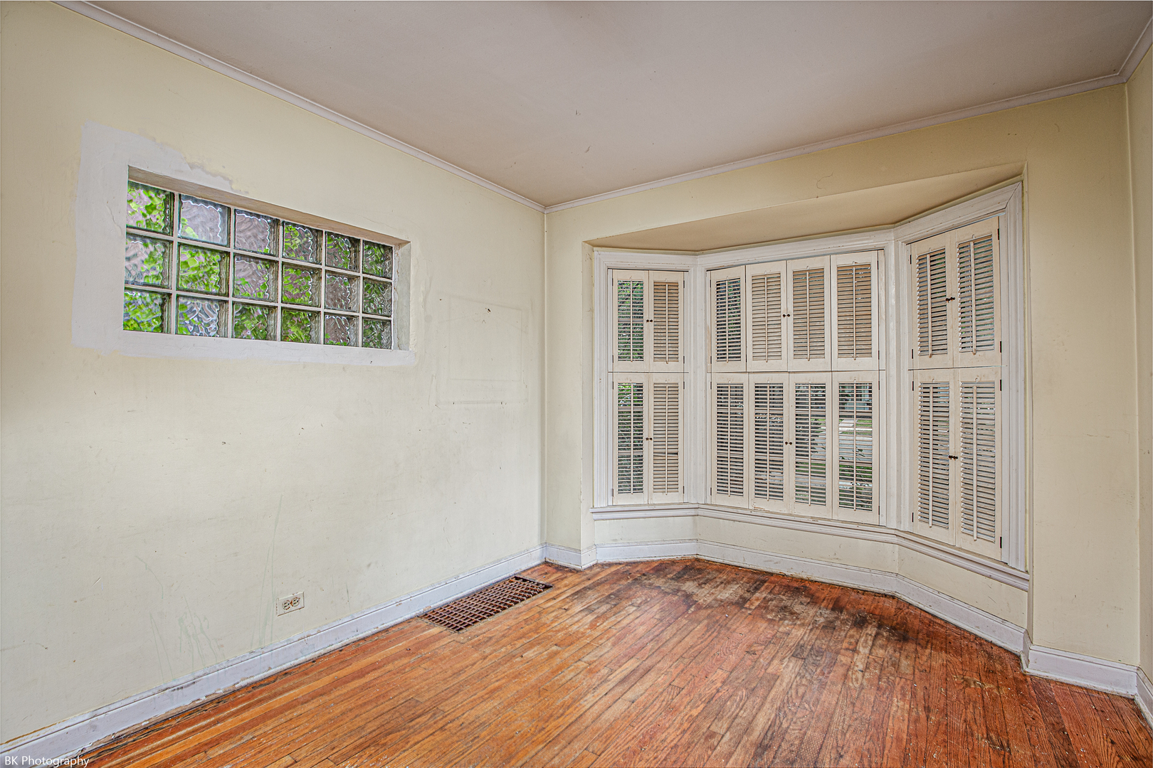 3810 W North Shore Avenue