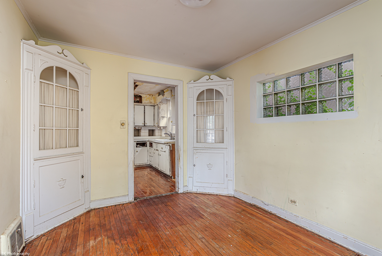 3810 W North Shore Avenue