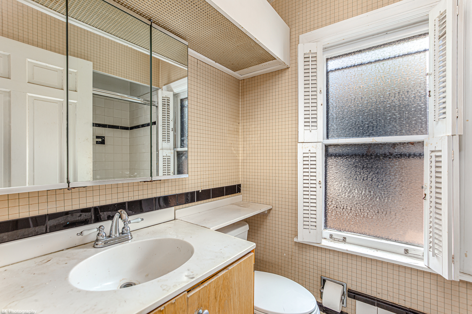 3810 W North Shore Avenue