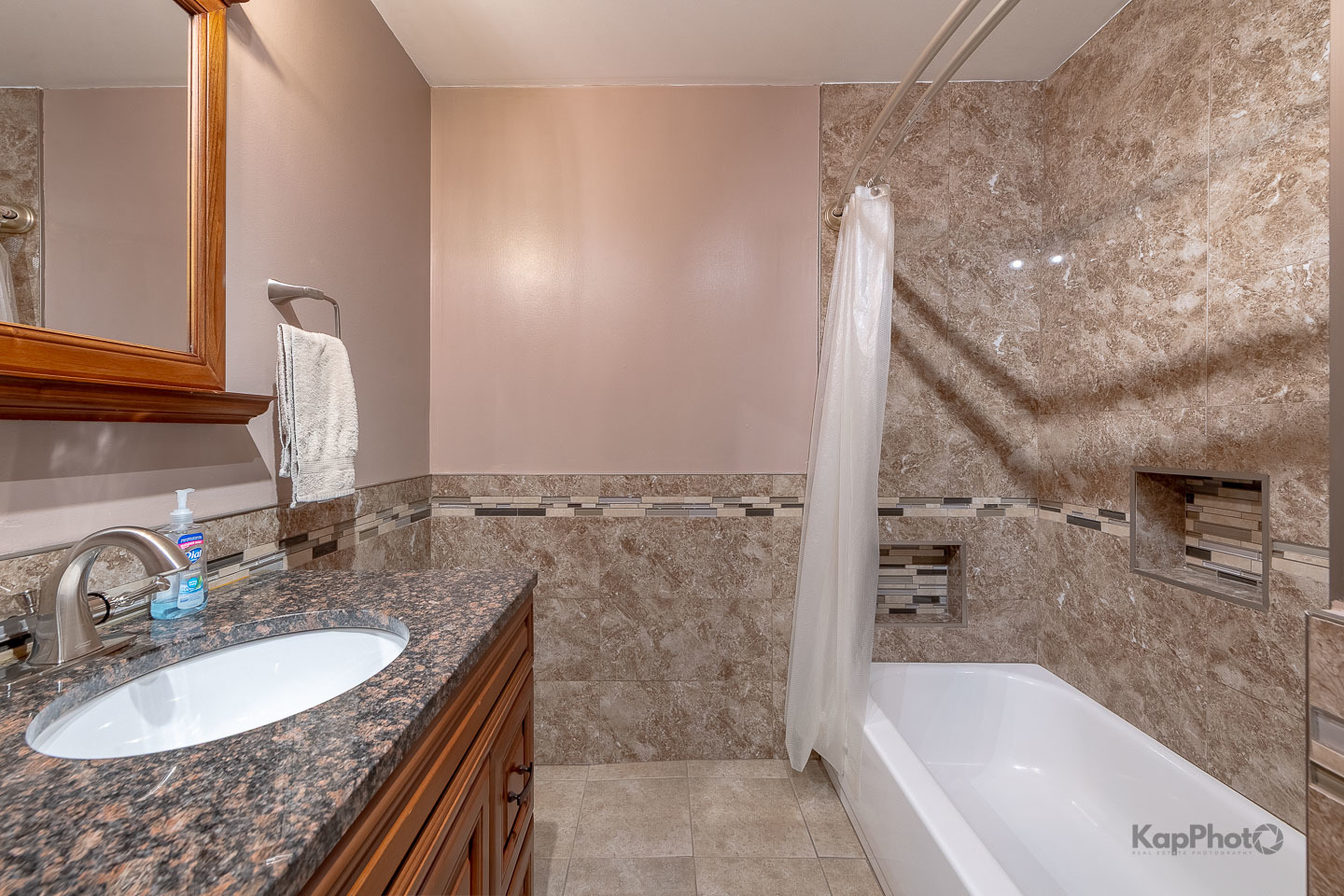 2504 S Blue Island Avenue Unit: BR
