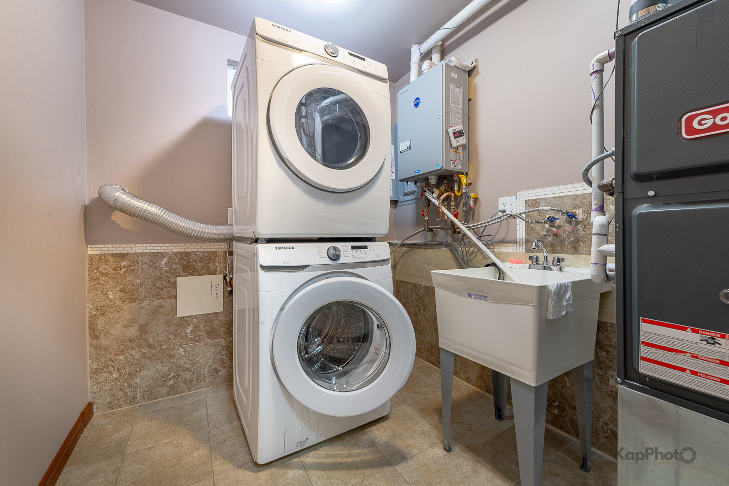 2504 S Blue Island Avenue Unit: BR