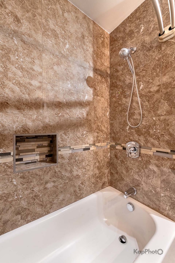 2504 S Blue Island Avenue Unit: BR