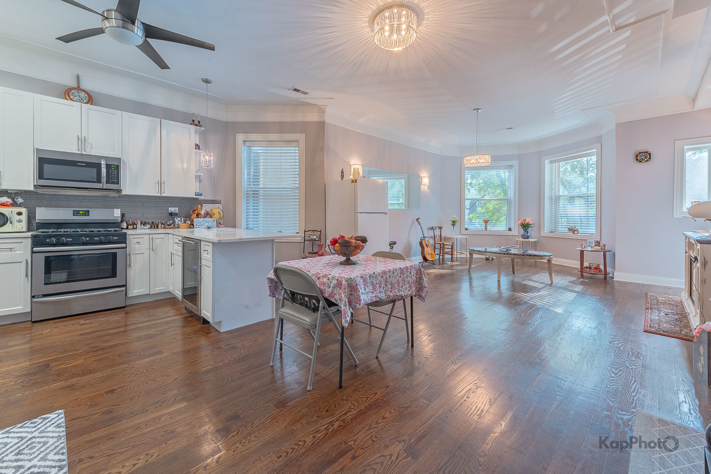 4518 S King Drive Unit: 2A