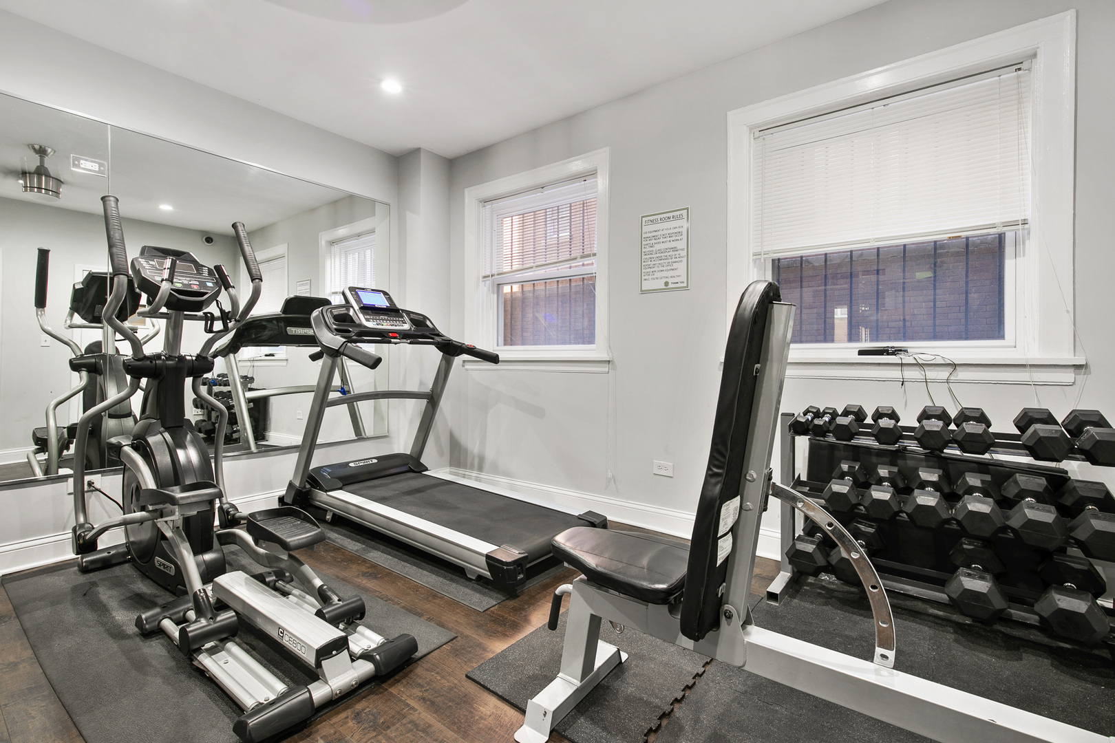 7450 N Greenview Avenue Unit: 74