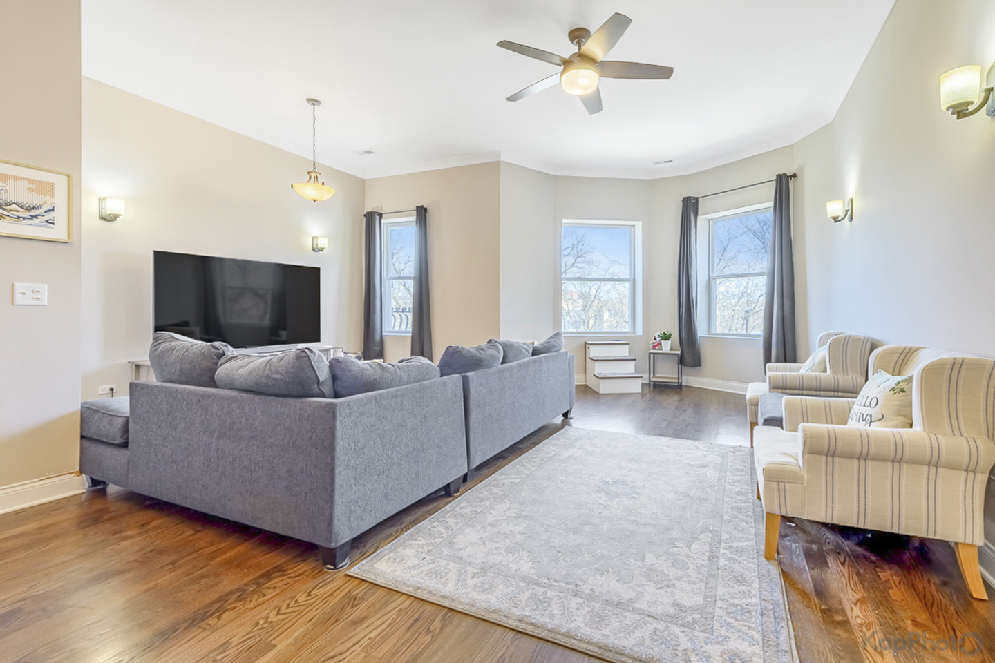 4520 S King Drive Unit: 4B