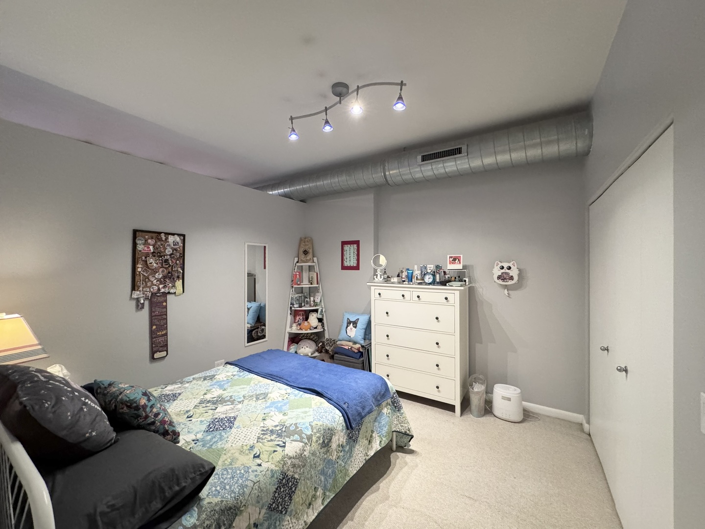 1200 W Monroe Street Unit: 516