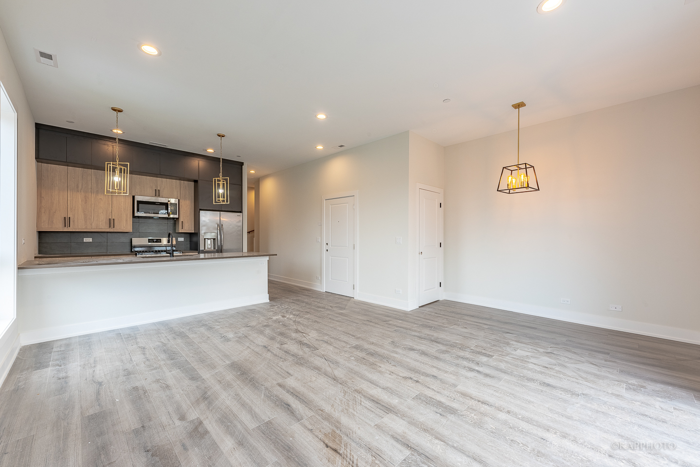 4021 N Keystone Avenue Unit: 3N