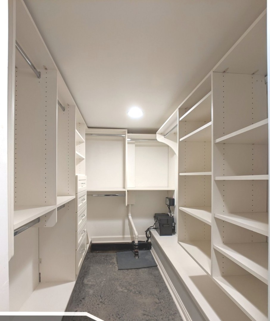 1222 W Hubbard Street Unit: 1R