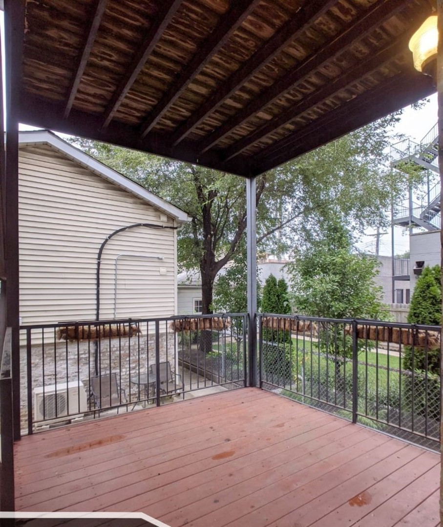 1222 W Hubbard Street Unit: 1R