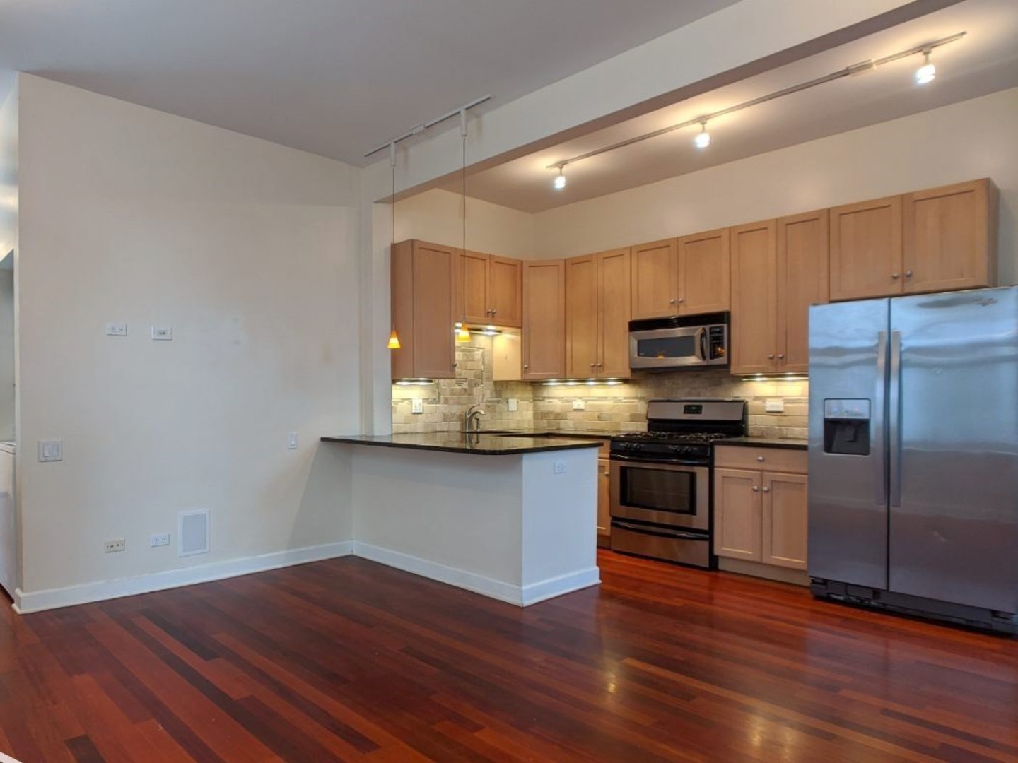 1222 W Hubbard Street Unit: 1R